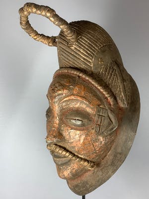 Punu - African female mask from the Punu - Gabon. kopen? Bied vanaf 65!