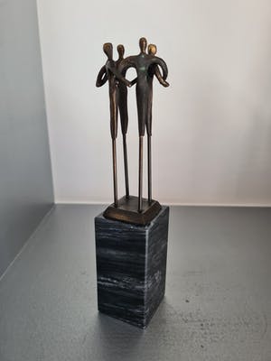 Corry Ammerlaan - Artihove Beeld " Hoogstaand geïnspireerd. " kopen? Bied vanaf 22!