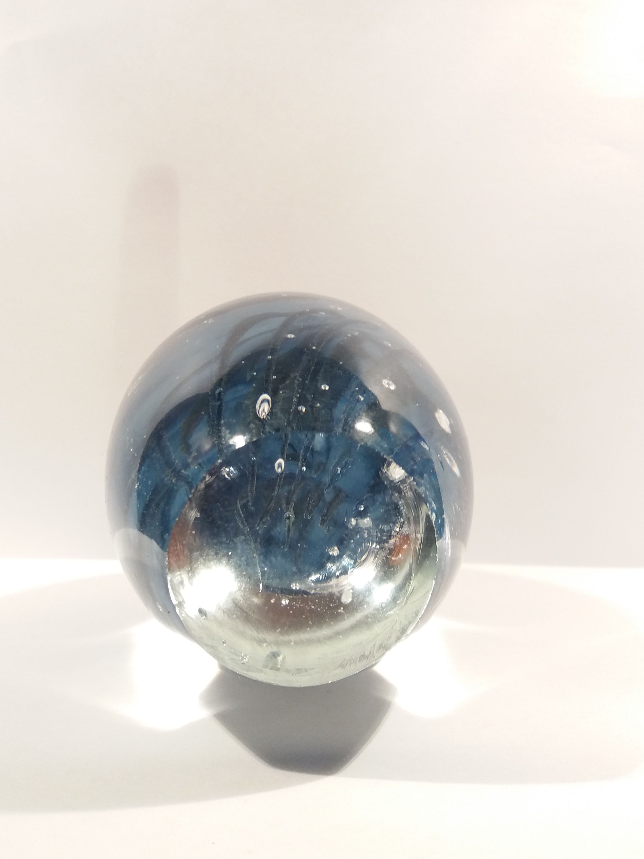 Niet of onleesbaar gesigneerd - 3D jellyfish Presse-papier Glow in the Dark kopen? Bied vanaf 1!