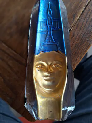 Kosta Boda - presse papier Egyptische godin kopen? Bied vanaf 30!