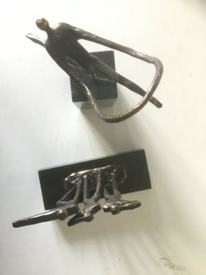 Corry Ammerlaan - Twee bronzen werken kopen? Bied vanaf 20!