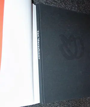 Eja Siepman van den Berg - 3x: o.a. Gesign. boek (fotogr. A. Etoundi Essamba) & Gesign. boek Jan Verschoor kopen? Bied vanaf 50!