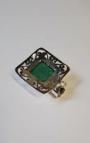 Nieuwe zilveren hanger met malachiet kopen? Bied vanaf 75!