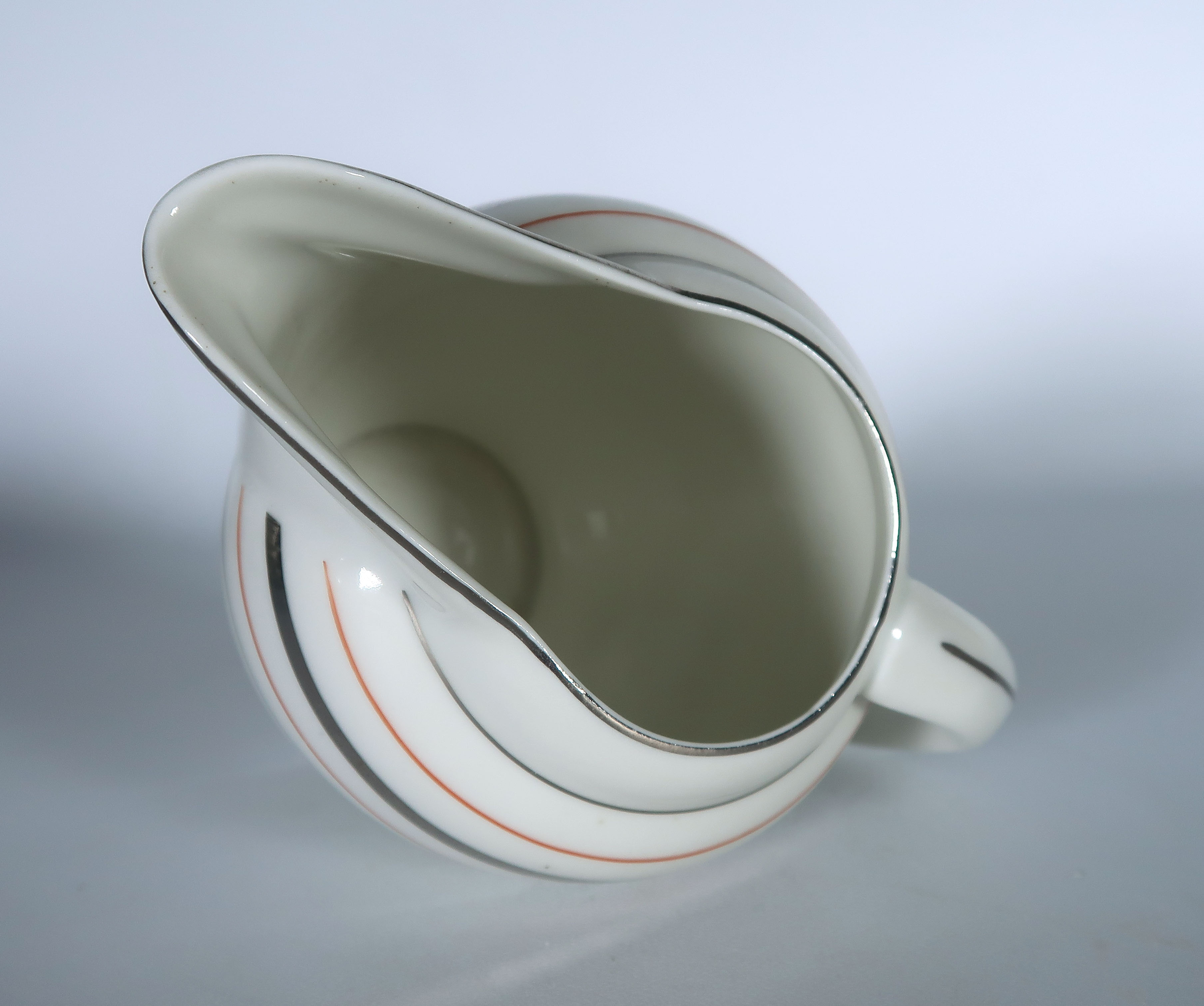 Niet of onleesbaar gesigneerd - Porselein, 14-delig Portugees servies kopen? Bied vanaf 1!