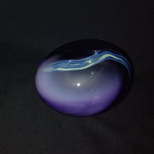 Willem Heesen - UNICA object 'unihorn', paars glas met goudgele decoratie kopen? Bied vanaf 49!