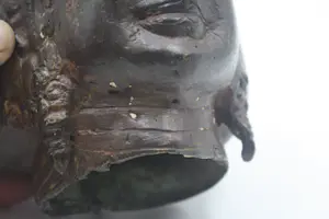 Niet of onleesbaar gesigneerd - Zeer Oude Drie Koppige Bronzen Boehda Sculptuur (1800) kopen? Bied vanaf 1!