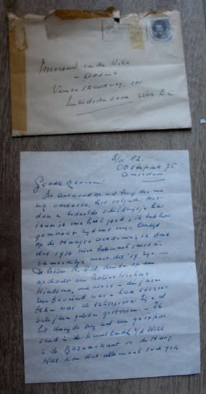 Jeanne Bieruma Oosting - Olieverf op paneel: Schorpioen + handgeschreven brief van kunstenares - 1924 kopen? Bied vanaf 795!