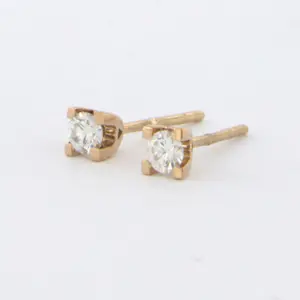18k rosé gouden solitair oorknoppen met briljant geslepen diamant tot.0.12ct kopen? Bied vanaf 200!
