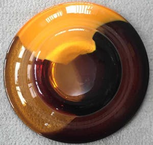 Bernard Heesen - Driekleurige schaal kopen? Bied vanaf 54!