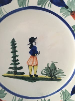 Henriot Quimper - Frans aardewerk bordjes kopen? Bied vanaf 30!