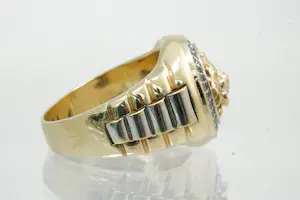 53 - Fraai gedetailleerde 14kt bi-color gouden Leeuwenkop ring kopen? Bied vanaf 370!