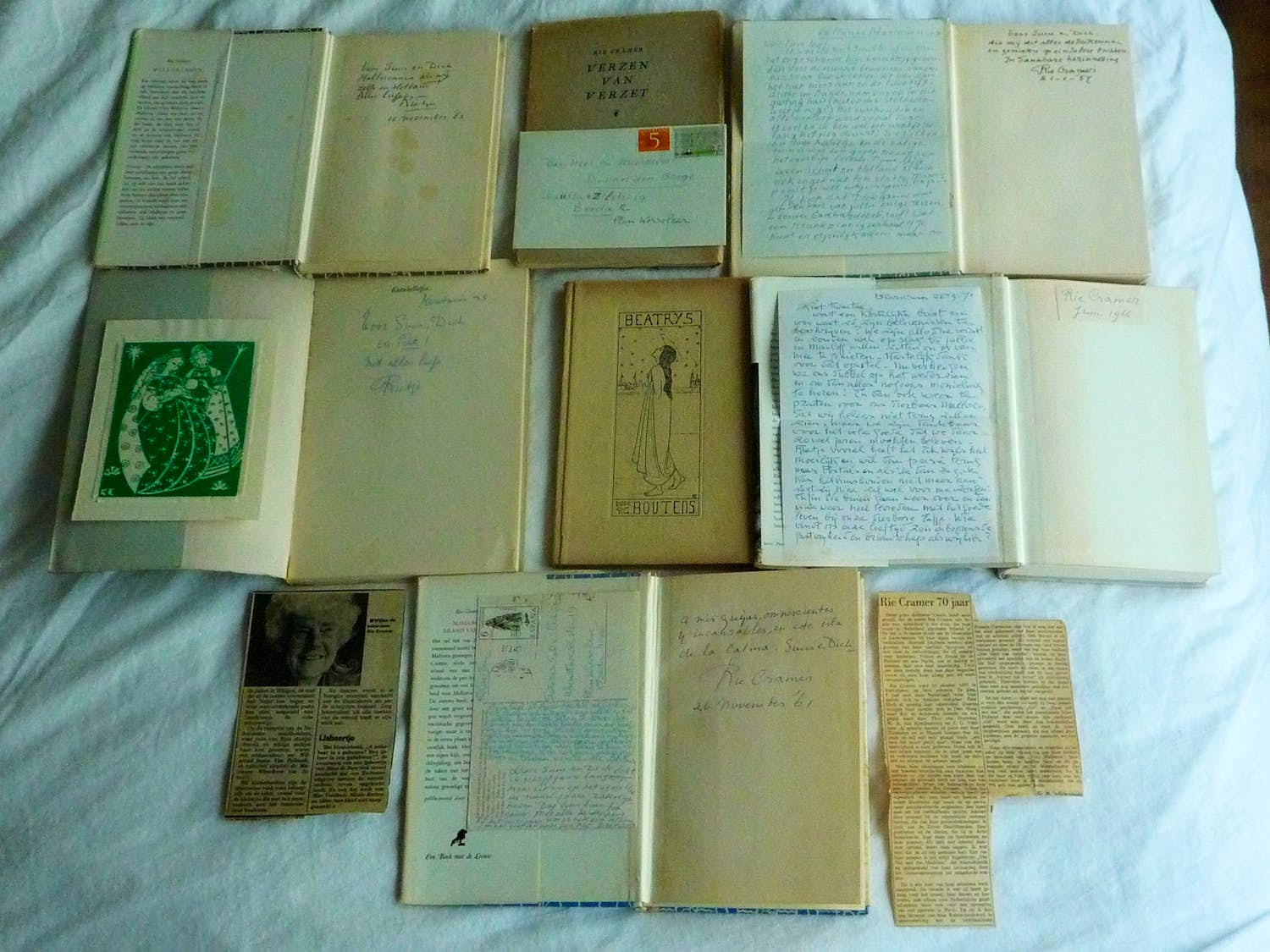 Rie Cramer - Handgeschreven brieven door Rie Cramer en Fransje Carbasius verkocht voor € 89!