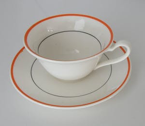 Firma Regout & Co - Vier art deco kop- en schotels kopen? Bied vanaf 32!