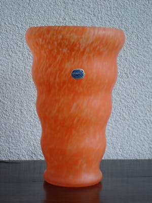 Niet of onleesbaar gesigneerd - ORANJE DESIGN VAAS kopen? Bied vanaf 1!
