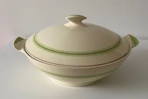 Plateelbakkerij Zuid-Holland - Zeldzame dekschaal Vermu / Leen J. Muller 1928 kopen? Bied vanaf 55!