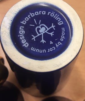 Barbara Roling - uitgevoerd door Cor Unum, Keramiek, Drieluik mokken oor-neus-oor kopen? Bied vanaf 90!