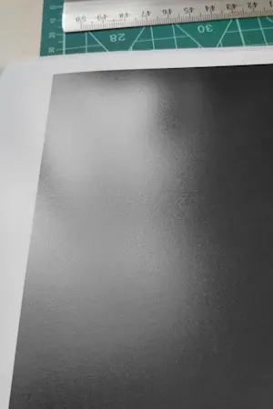 Lidiia Khaikara - Met de witte pet kopen? Bied vanaf 95!