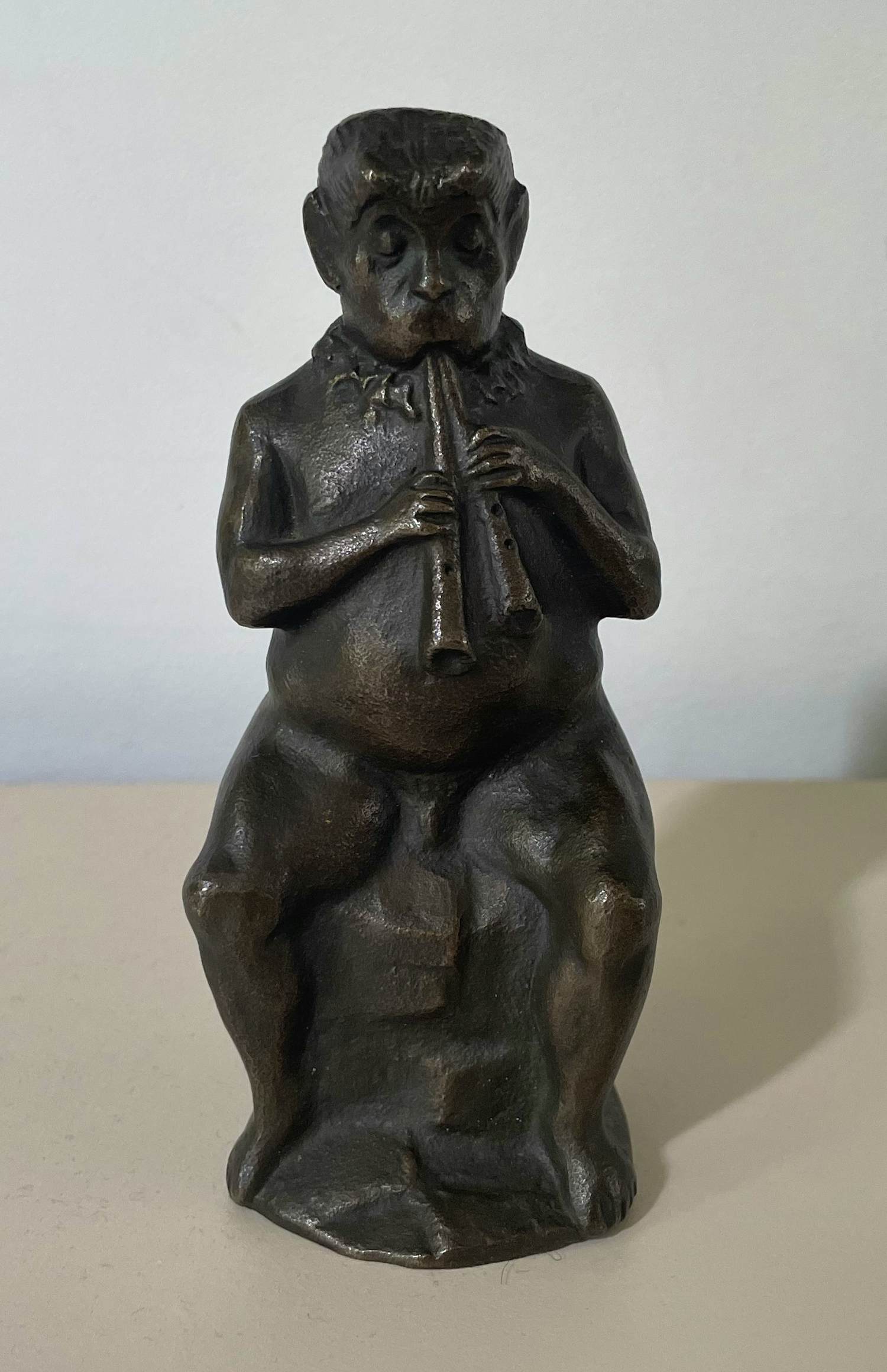 Karl-Heinz Klein - Bronzen plastiek van Pan kaufen? Bieten Sie von 125!