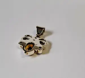 Nieuwe zilveren hanger met facet geslepen citrien: gele edelsteen, kopen? Bied vanaf 70!