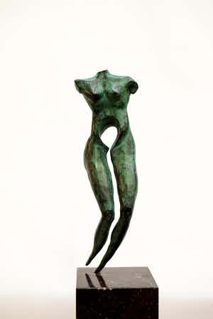 Niet of onleesbaar gesigneerd - Naakte dame verkocht voor € 1!