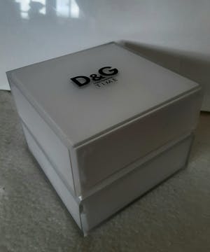 Curiosa - Dolce & Gabbana horloge met Swarovsky kopen? Bied vanaf 1!