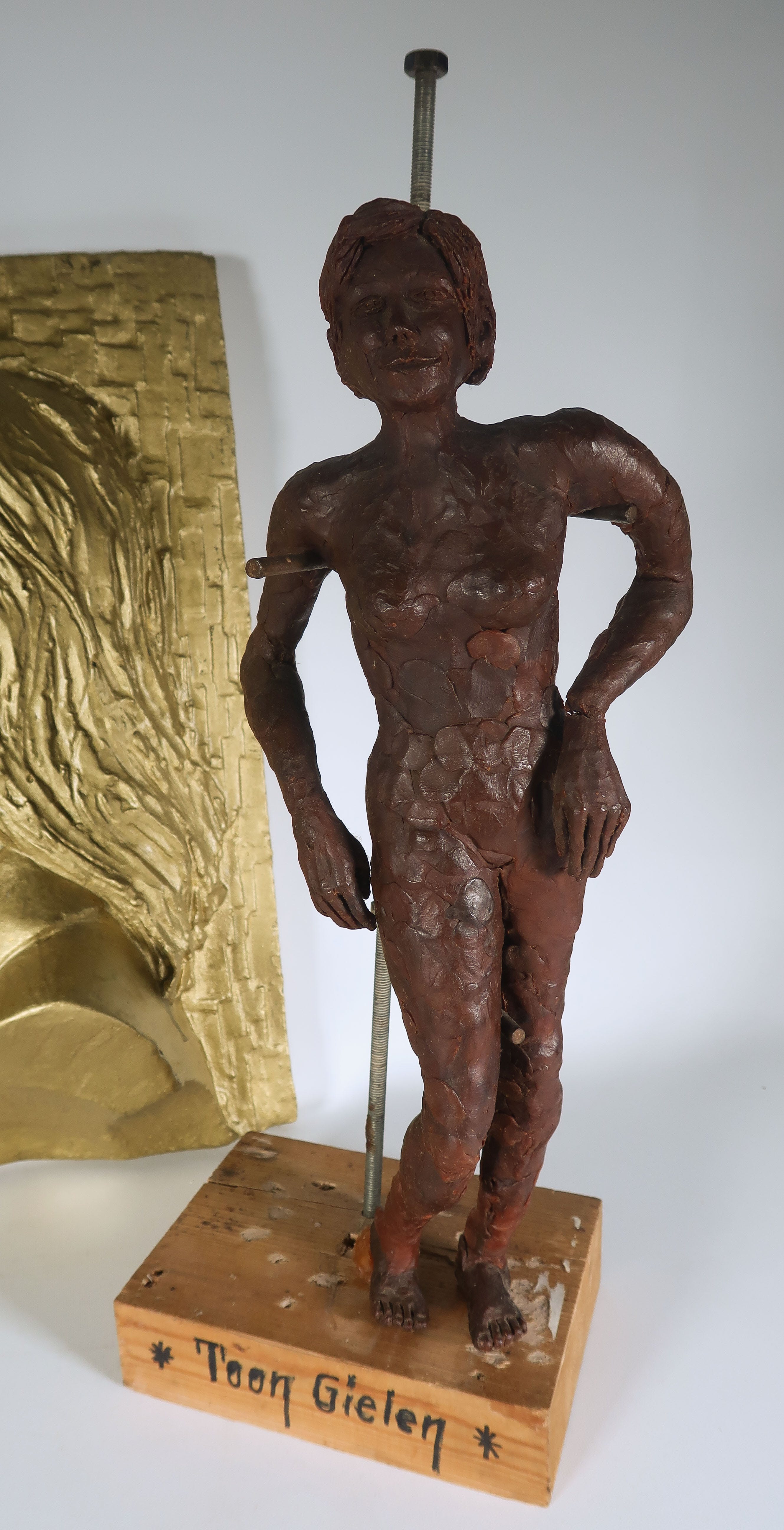 Toon Gielen - (Beschilderd) keramiek en was, Lotje van diverse sculpturen kopen? Bied vanaf 1!