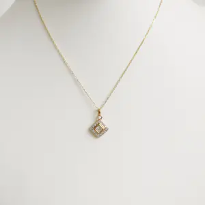 AcheterDiamanten hanger met ketting? Enchérissez de 650!