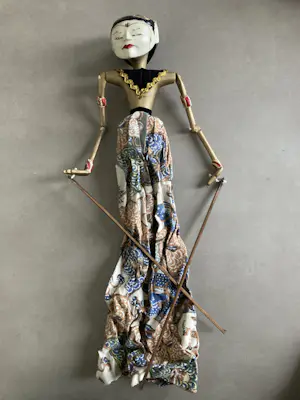 Niet of onleesbaar gesigneerd - Wajangpoppen wajong golek kopen? Bied vanaf 1!