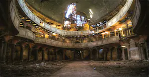 Astrid Boers - C-Print op dibond, The Chapel (Groot) kaufen? Bieten Sie von 150!