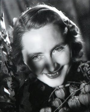 Paul Huf - Foto, lot van twee los ingelijste portretten van o.a. Mimi Boesnach kopen? Bied vanaf 1!