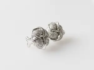 Diamanten oorbellen kopen? Bied vanaf 2200!