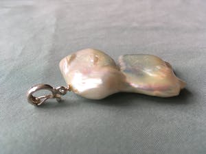 1e gehalte Zilver - hanger met witte barok vorm cultivé zoetwaterparel kopen? Bied vanaf 15!