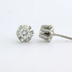 14k wit gouden solitair oorknoppen met briljant geslepen diamant tot. 0.40ct kopen? Bied vanaf 510!