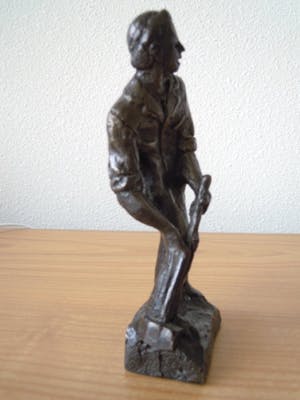 Jaap Hartman - Zwaar massief bronzen beeldje in opdracht gemaakt. kopen? Bied vanaf 45!