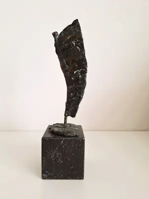 Bernadette Leijdekkers - Zeldzame abstracte sculptuur kopen? Bied vanaf 119!