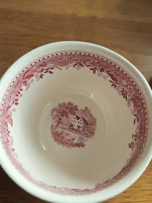 Villeroy en Boch - Burgenland rood kop en schotels- 5x kopen? Bied vanaf 50!