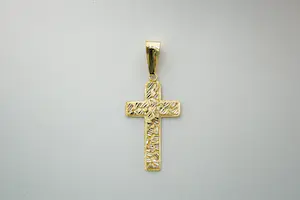71 - Mooi bewerkte en zo goed als nieuwe 14 karaat geel gouden kruis hanger kopen? Bied vanaf 210!