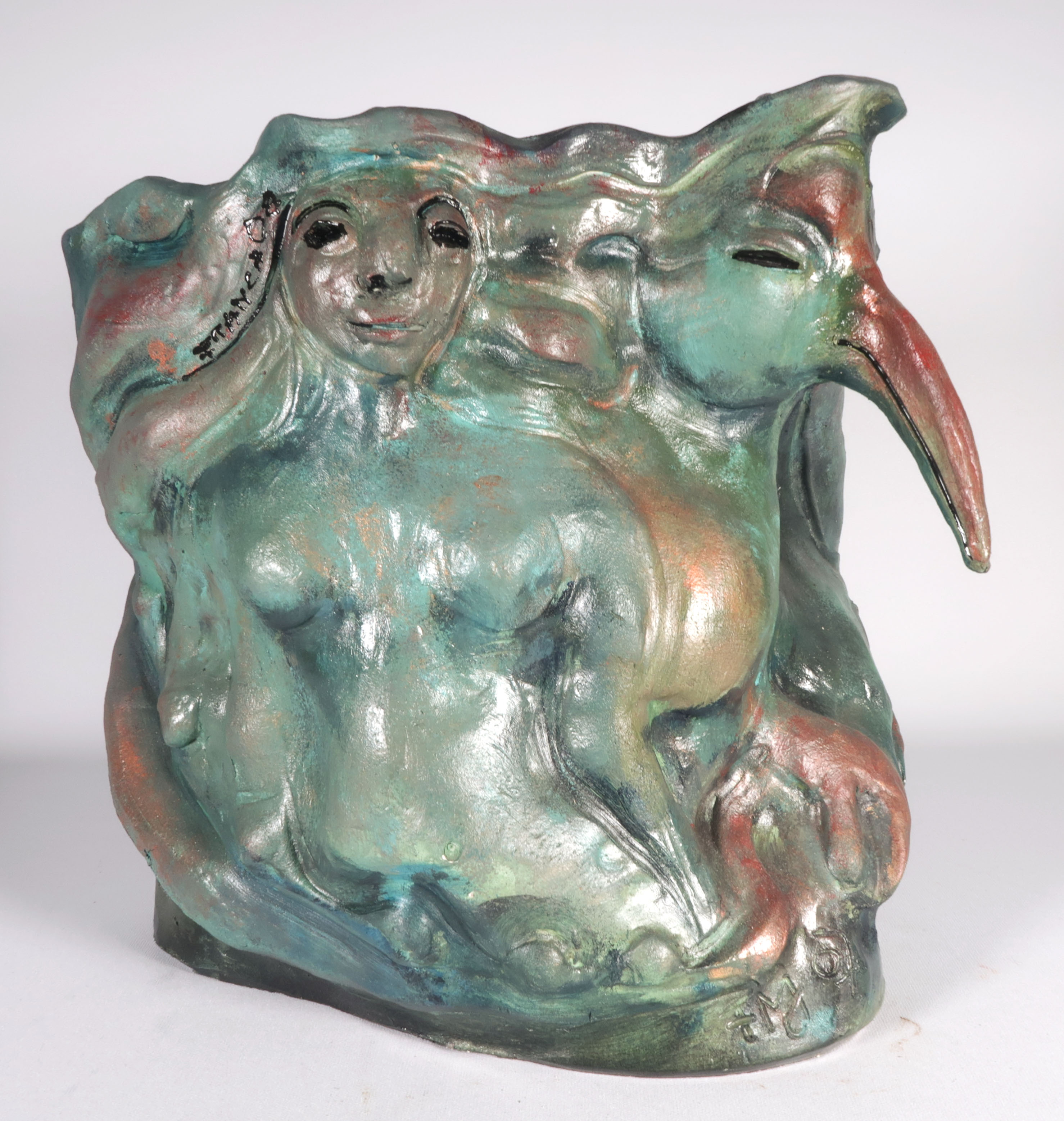 Franca Muller Jabusch - Beschilderd keramiek, Sculptuur met vrouw en vogel verkocht voor € 50!