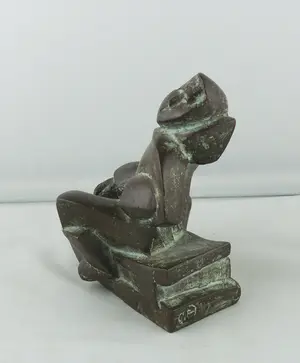 Margriet Barends - Brons, Figuur op slee kopen? Bied vanaf 200!