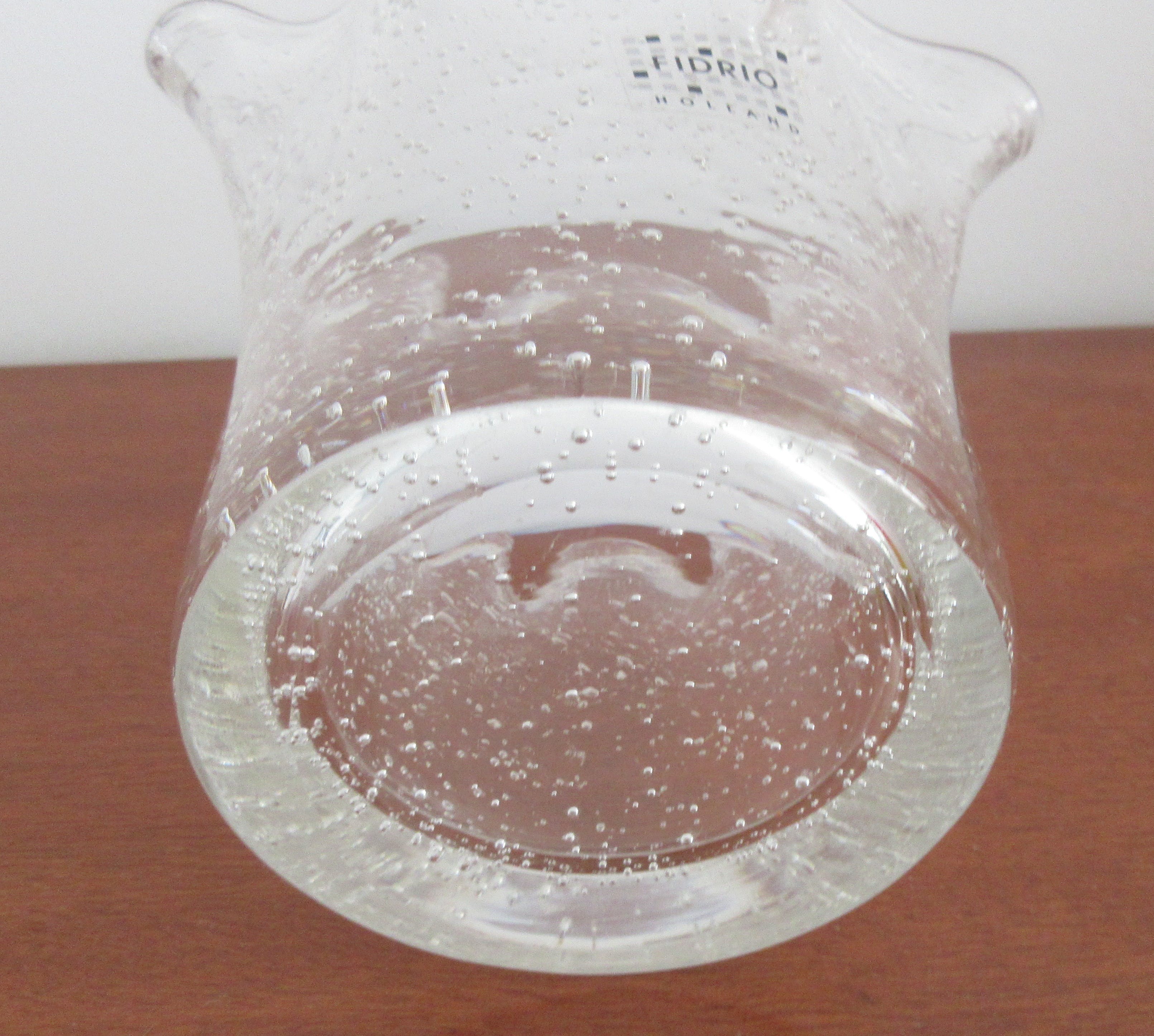 Fidrio - Blank glazen zakdoek vaasje met bubbels kopen? Bied vanaf 7!