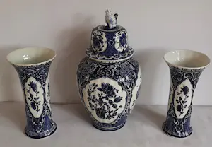 Royal Boch - Kaststel made for Royal Sphinx (drie vazen) kopen? Bied vanaf 30!