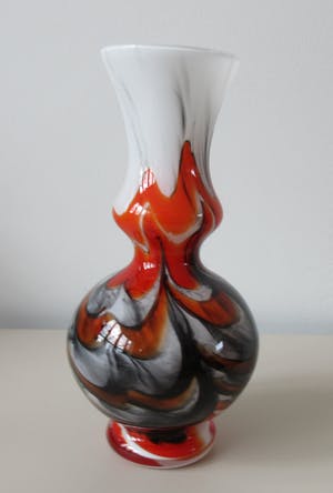 VB Opaline Florence - Gevlamd gekleurd opaline glazen vaasje kopen? Bied vanaf 1!