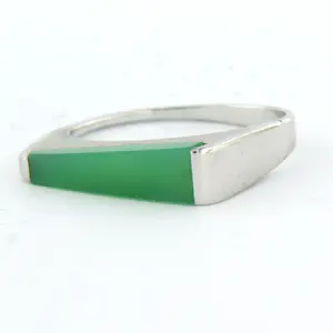 14k witgouden ring bezet met chrysopraas - ringmaat 17,5(55) kopen? Bied vanaf 150!
