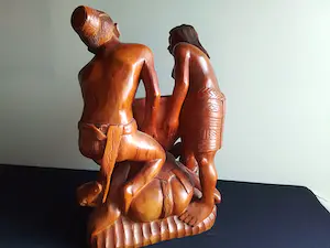 Niet of onleesbaar gesigneerd - Prachtig houten beeld van bontoc stam uit de Filippijnen kopen? Bied vanaf 1!