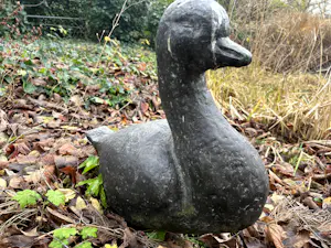 Gerard Brouwer - vrolijke bronzen gans kopen? Bied vanaf 400!