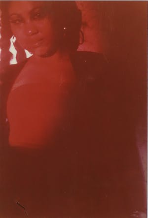 Verena Nuding - Foto, Rode dame kopen? Bied vanaf 1!