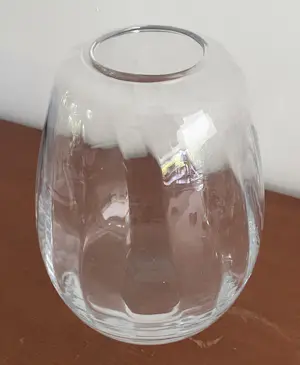 Kristalunie Maastricht - Vaas met verticale optiek kopen? Bied vanaf 20!