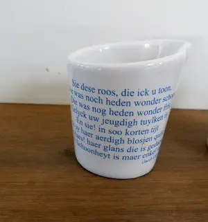 Casper Faassen - keramiek: 2 eierdopjes - kunstweek 2008 kopen? Bied vanaf 1!