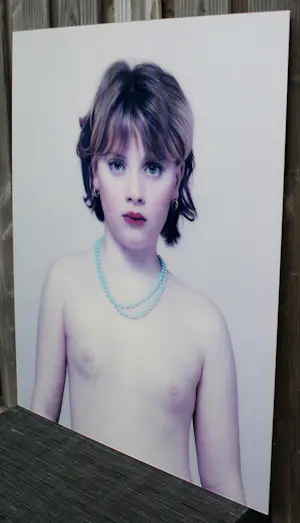 Hendrik Kerstens - C print op dibond: 'Paula januari 1999' - 2002 kopen? Bied vanaf 1395!