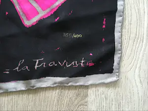 Corneille - Zijden shawl “La Traviata” kopen? Bied vanaf 95!